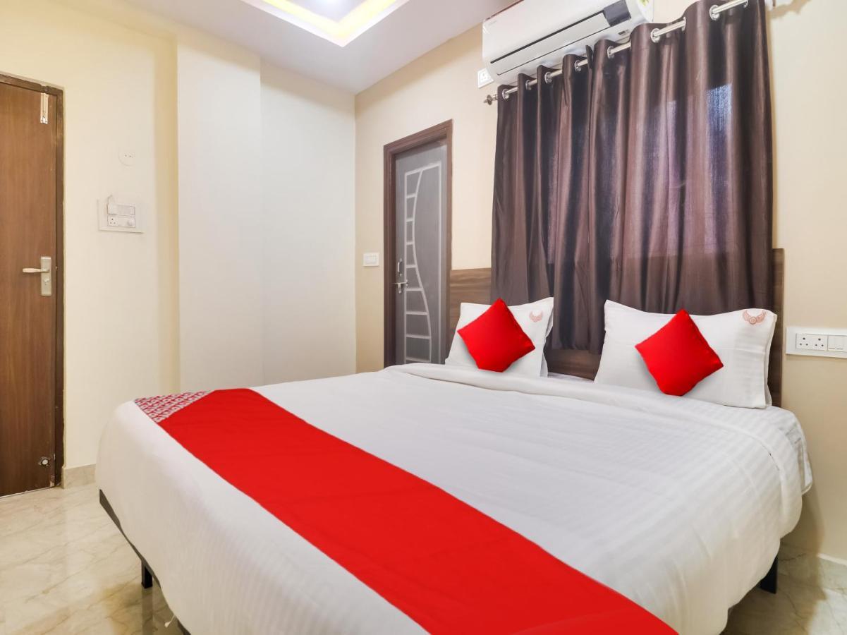 Hotel O Red Stone Hotels Haiderabad Buitenkant foto