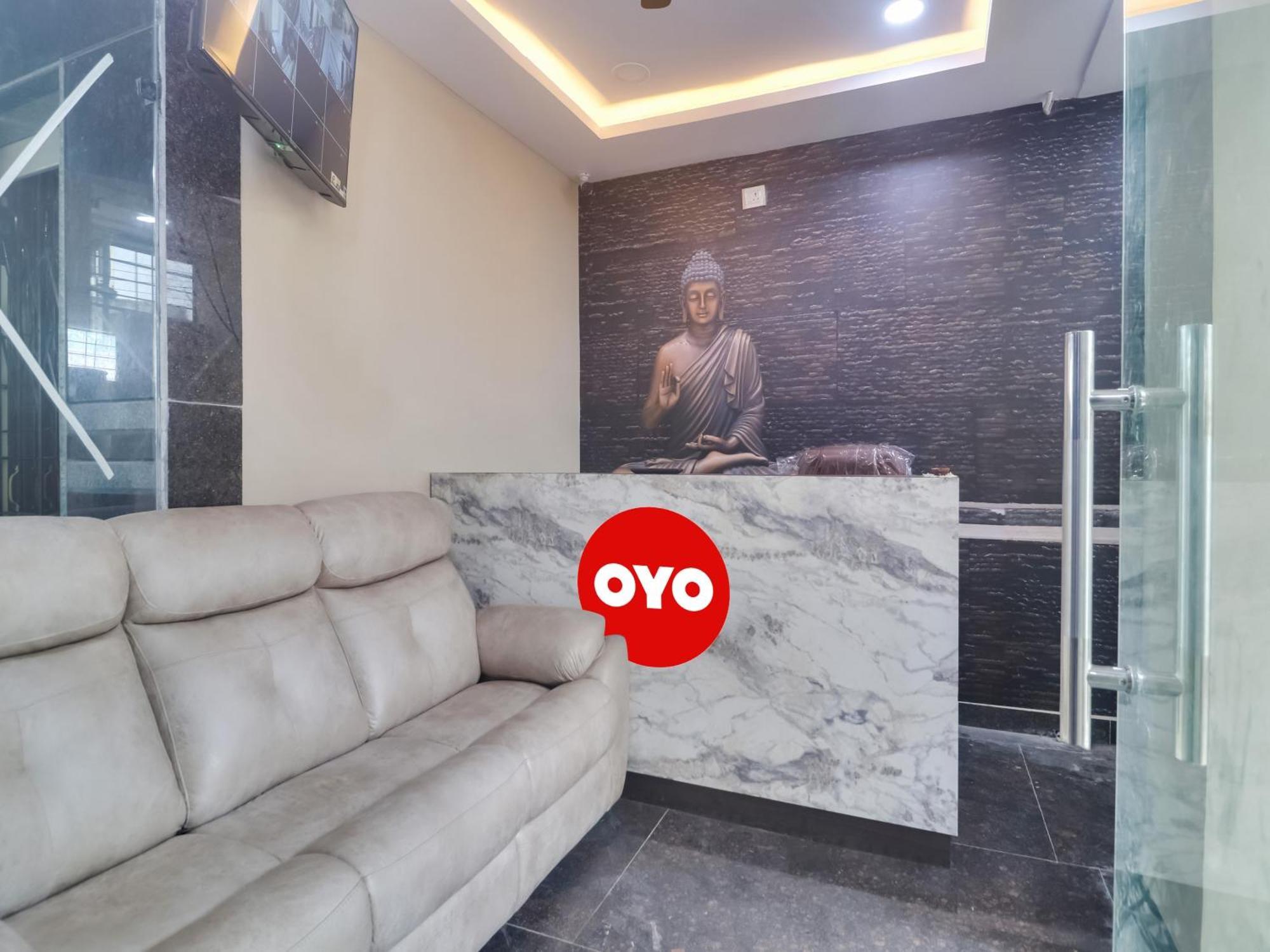 Hotel O Red Stone Hotels Haiderabad Buitenkant foto
