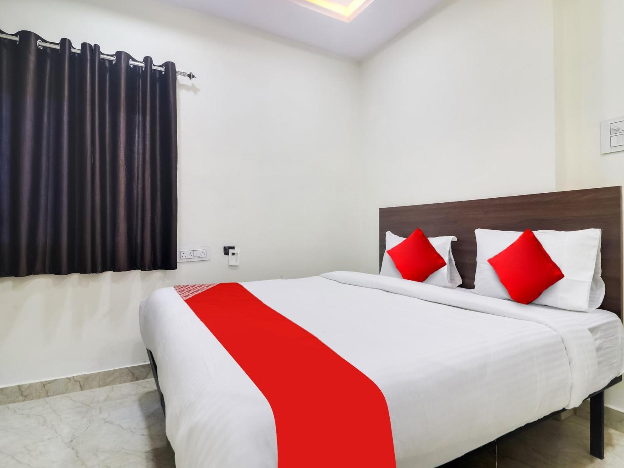 Hotel O Red Stone Hotels Haiderabad Buitenkant foto